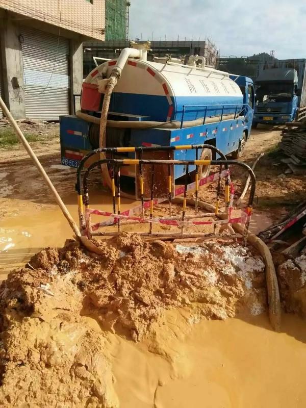 白茅湖农场工地淤泥清淤